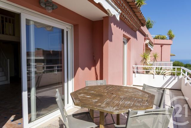 Appartement F3 à vendre - 3 pièces - 72.99 m2 - MANDELIEU LA NAPOULE - 06 - PROVENCE-ALPES-COTE-D-AZUR - Century 21 Marina Immobilier