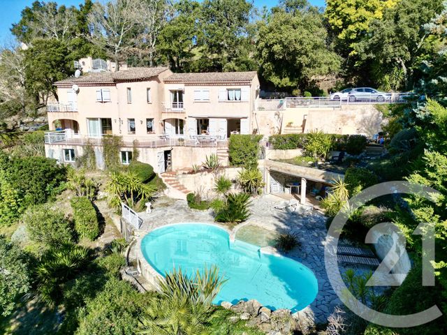 maison à vendre - 6 pièces - 220.0 m2 - MANDELIEU LA NAPOULE - 06 - PROVENCE-ALPES-COTE-D-AZUR - Century 21 Marina Immobilier