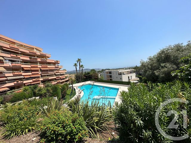 Appartement F2 à vendre - 2 pièces - 60.1 m2 - MANDELIEU LA NAPOULE - 06 - PROVENCE-ALPES-COTE-D-AZUR - Century 21 Marina Immobilier