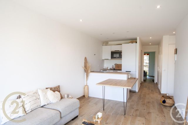 Appartement F2 à vendre - 2 pièces - 37.02 m2 - MANDELIEU LA NAPOULE - 06 - PROVENCE-ALPES-COTE-D-AZUR - Century 21 Marina Immobilier
