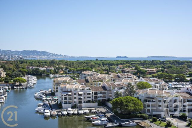 Appartement F3 à vendre - 3 pièces - 75.0 m2 - MANDELIEU LA NAPOULE - 06 - PROVENCE-ALPES-COTE-D-AZUR - Century 21 Marina Immobilier
