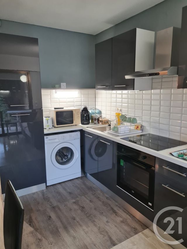 Afficher la photo en grand Appartement F2 à vendre - 2 pièces - 27.68 m2 - MANDELIEU LA NAPOULE - 06 - PROVENCE-ALPES-COTE-D-AZUR - Century 21 Marina Immobilier