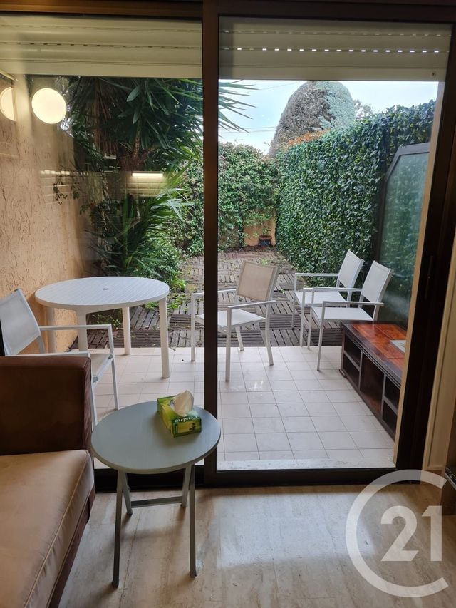 Afficher la photo en grand Appartement F2 à vendre - 2 pièces - 27.68 m2 - MANDELIEU LA NAPOULE - 06 - PROVENCE-ALPES-COTE-D-AZUR - Century 21 Marina Immobilier