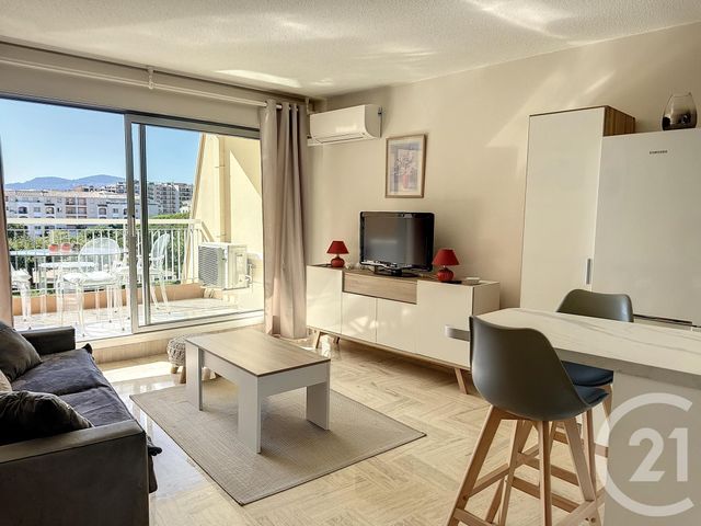 Appartement F2 à vendre - 2 pièces - 36.03 m2 - MANDELIEU LA NAPOULE - 06 - PROVENCE-ALPES-COTE-D-AZUR - Century 21 Marina Immobilier