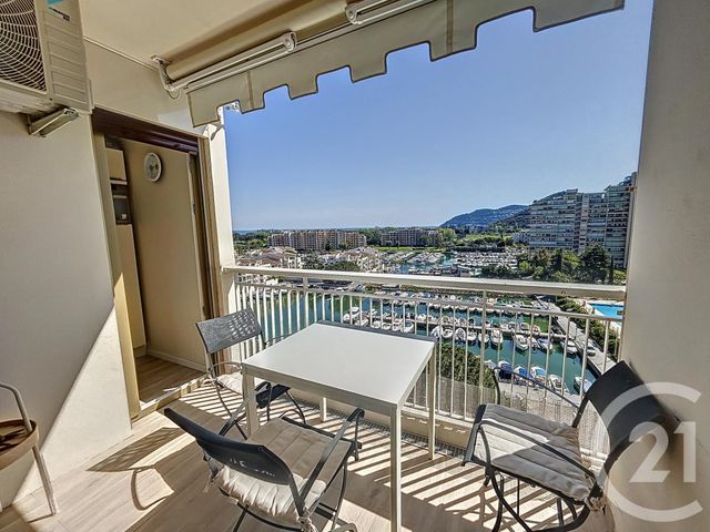 Appartement F1 à vendre - 1 pièce - 27.22 m2 - MANDELIEU LA NAPOULE - 06 - PROVENCE-ALPES-COTE-D-AZUR - Century 21 Marina Immobilier