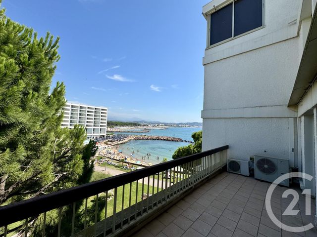 Afficher la photo en grand Appartement F3 à vendre - 3 pièces - 84.48 m2 - MANDELIEU LA NAPOULE - 06 - PROVENCE-ALPES-COTE-D-AZUR - Century 21 Marina Immobilier