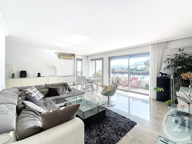 Appartement F4 à vendre - 4 pièces - 104.0 m2 - MANDELIEU LA NAPOULE - 06 - PROVENCE-ALPES-COTE-D-AZUR - Century 21 Marina Immobilier