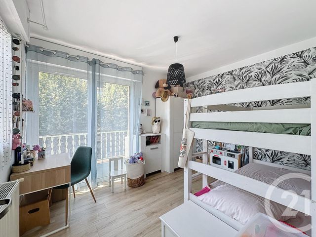 Afficher la photo en grand Appartement F3 à vendre - 3 pièces - 69.01 m2 - MANDELIEU LA NAPOULE - 06 - PROVENCE-ALPES-COTE-D-AZUR - Century 21 Marina Immobilier
