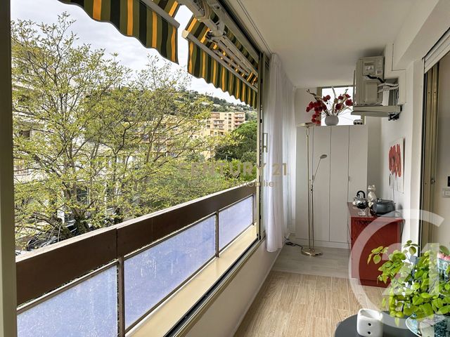 Appartement F1 à vendre - 2 pièces - 44.28 m2 - MANDELIEU LA NAPOULE - 06 - PROVENCE-ALPES-COTE-D-AZUR - Century 21 Marina Immobilier