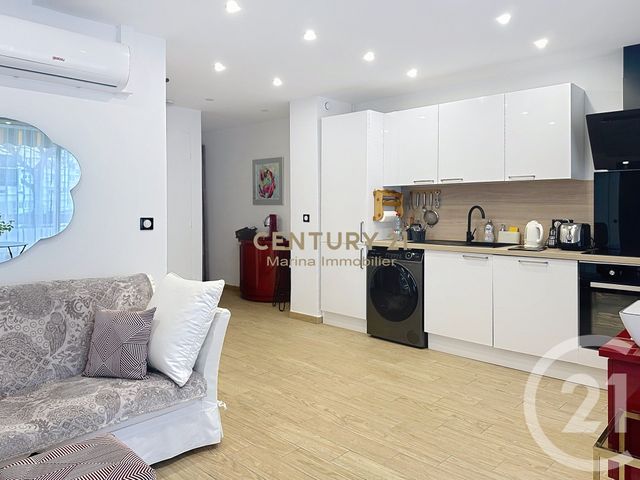 Appartement F1 à vendre - 2 pièces - 44.28 m2 - MANDELIEU LA NAPOULE - 06 - PROVENCE-ALPES-COTE-D-AZUR - Century 21 Marina Immobilier